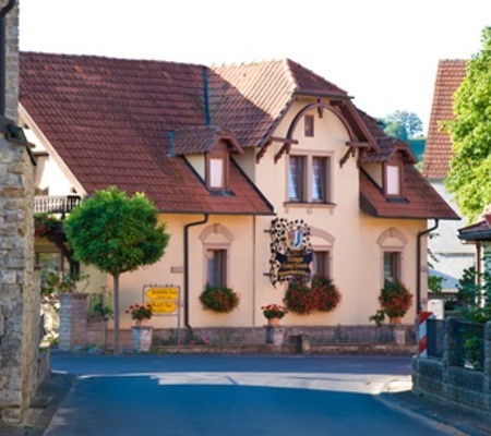 Weingut_Braun_Fahr.jpg